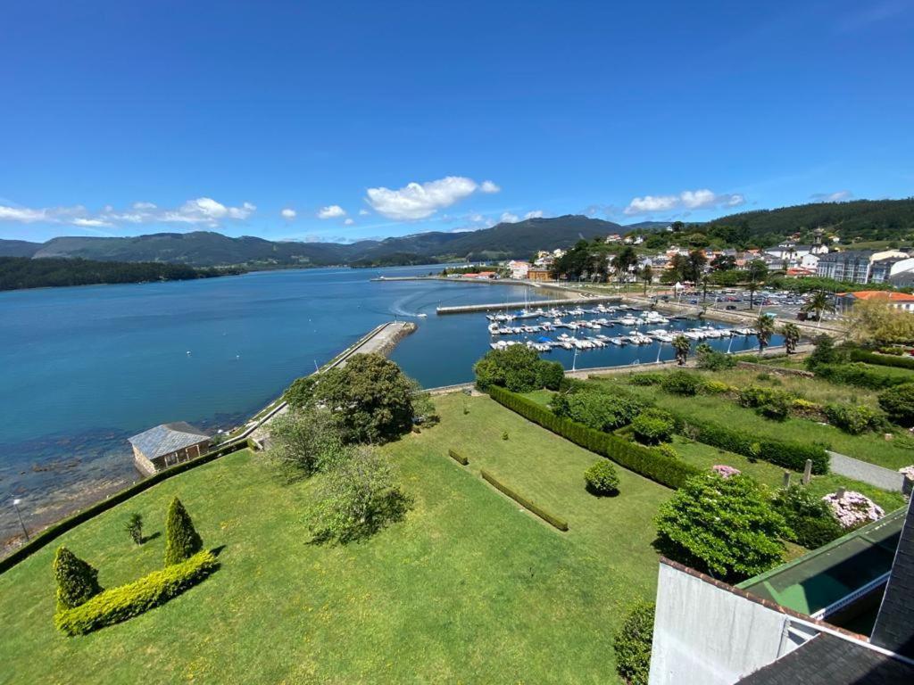 Apartamento Con Vistas Al Mar Y La Montana Santa Marta de Ortigueira Exterior photo